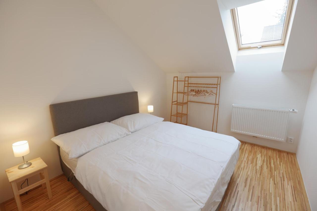 Apartmany U Kvetne Zahrady 克罗梅日什 外观 照片
