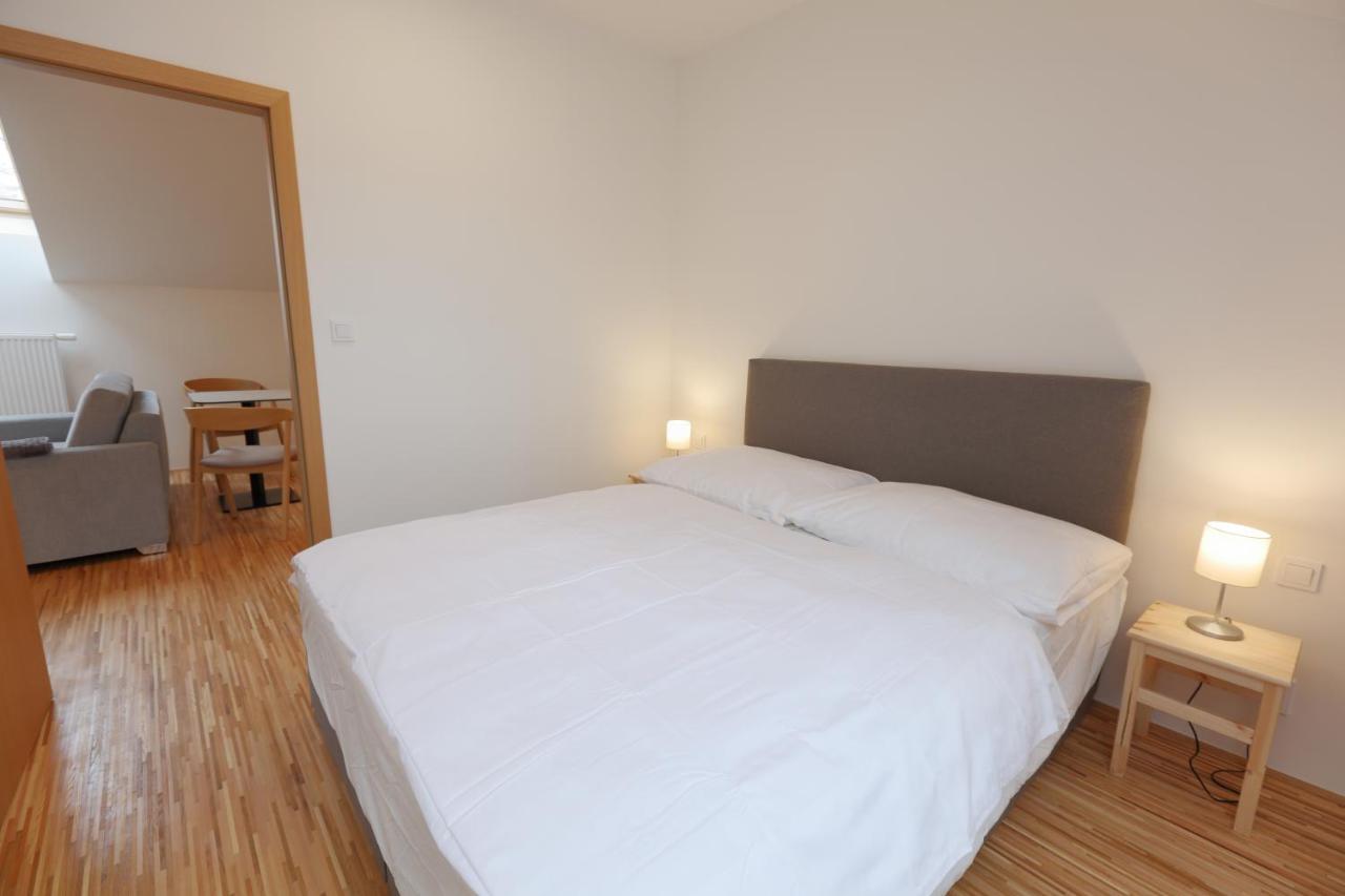 Apartmany U Kvetne Zahrady 克罗梅日什 外观 照片